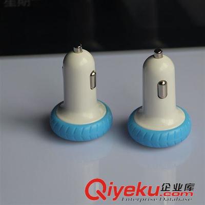 車載充電新選擇 興隆派科技3.1A大功率雙U車充工廠批發詳解